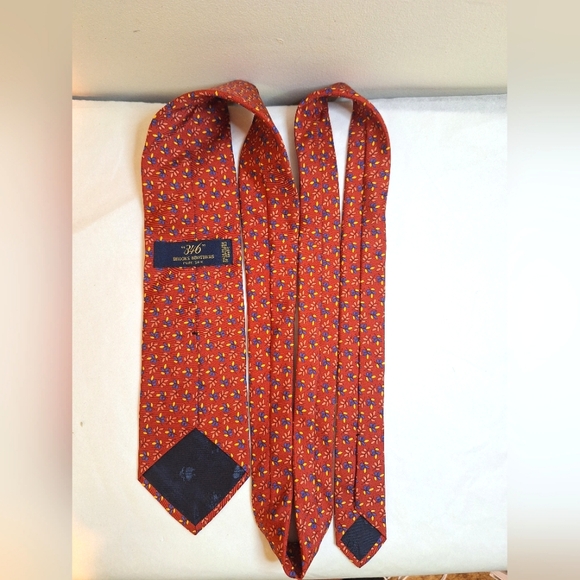 Brooks Brothers 346 silk tie burnt orange leaf pattern - Picture 3 of 5